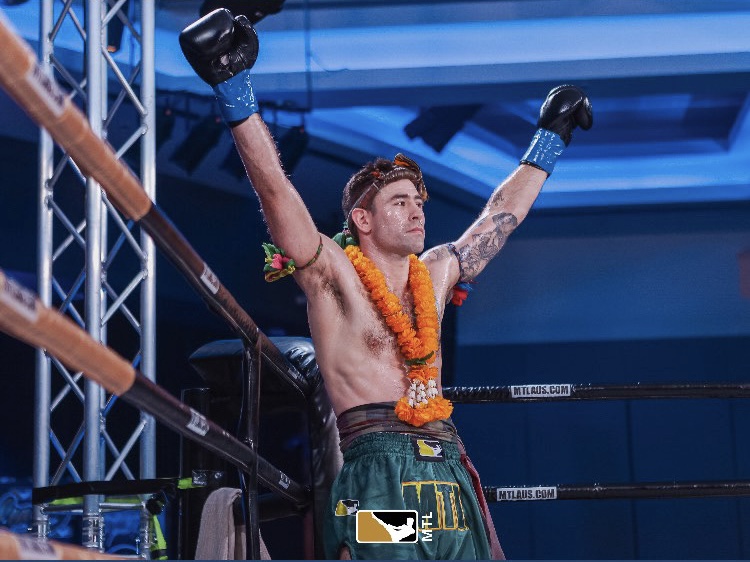Louis, Muay Thai